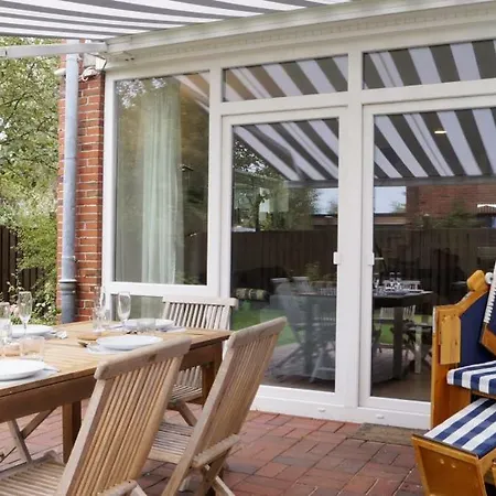 Holiday home Wangerooger Inselhauschen - Komfortables Ferienhaus Fur Die Ganze Familie! *
